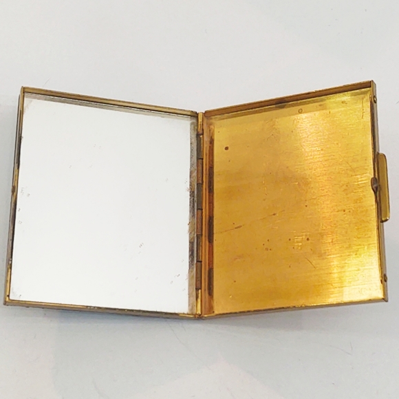 Vintage Blue Floral Guilloche Compact Mirror - Picture 4 of 5